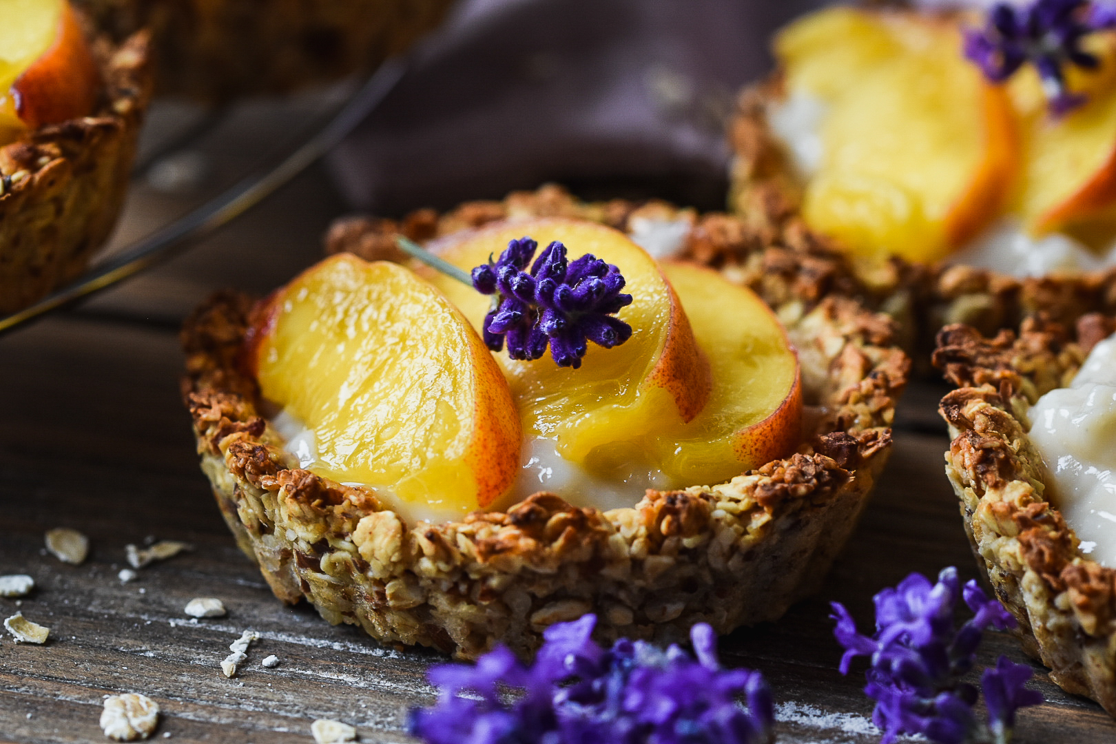 Tartelettes pêche lavande